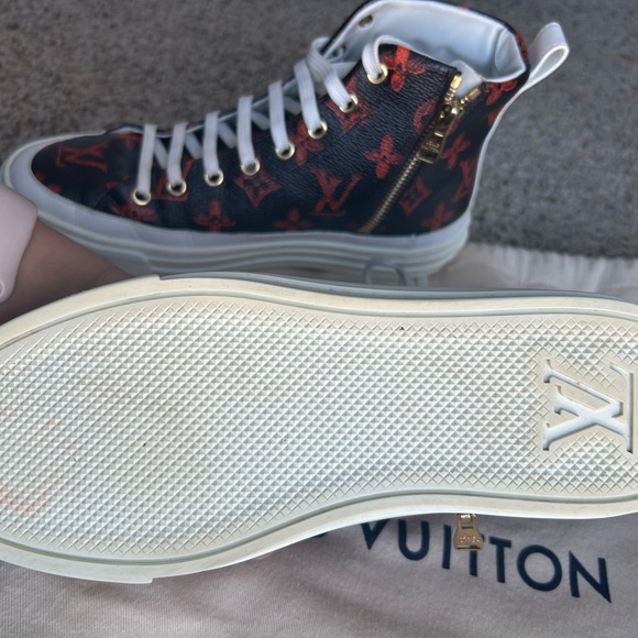 Used 2-3 times. Got them 2yrs ago. I never go out and therefore I don’t use them - Picture 2 of 6